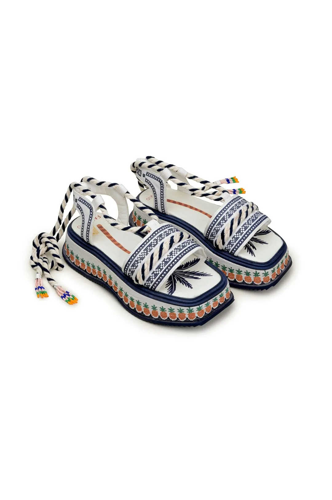 BLUE EMBROIDERY FLATFORM SANDAL