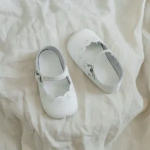 Soft Soled Scalloped Mary Jane | White