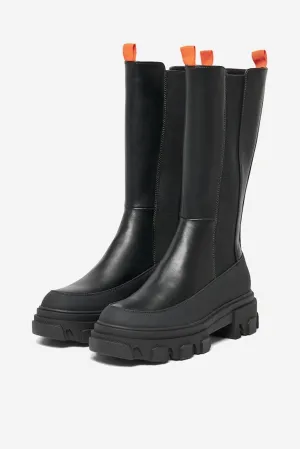 Tola Chunky Boots - Black